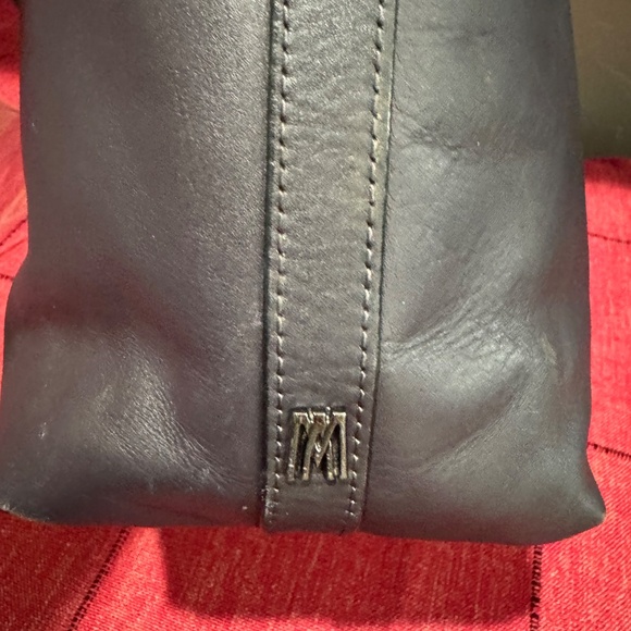 Vintage Antonio Melani Genuine Leather Crosby Hand/Shoulder Bag - Picture 8 of 15